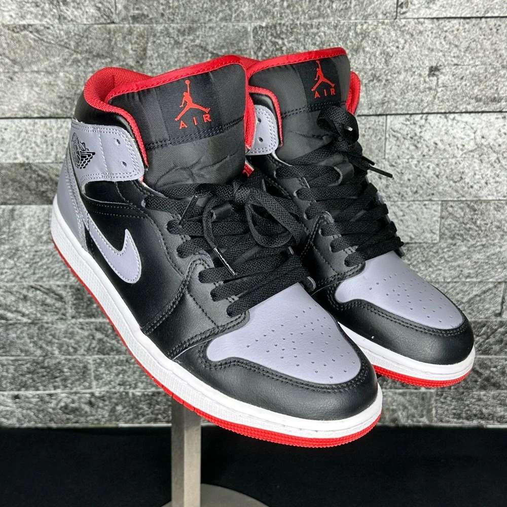 Air Jordan 1 Mid Black / Fire Red / Cement Grey - M9